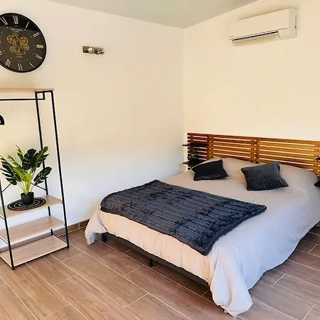 Apartamento La Loge De Lya Gagnières Exterior foto