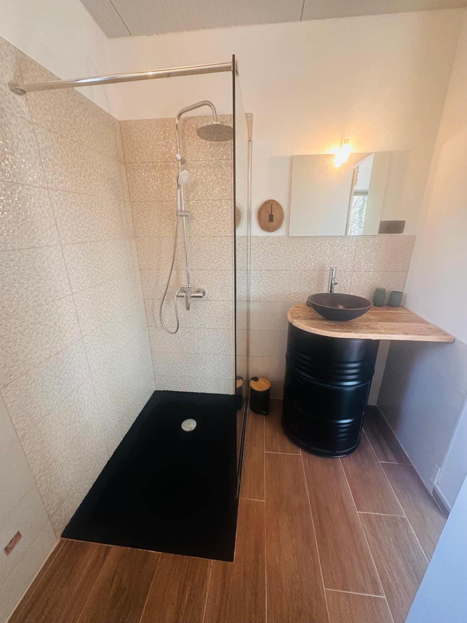 La Loge De Lya *